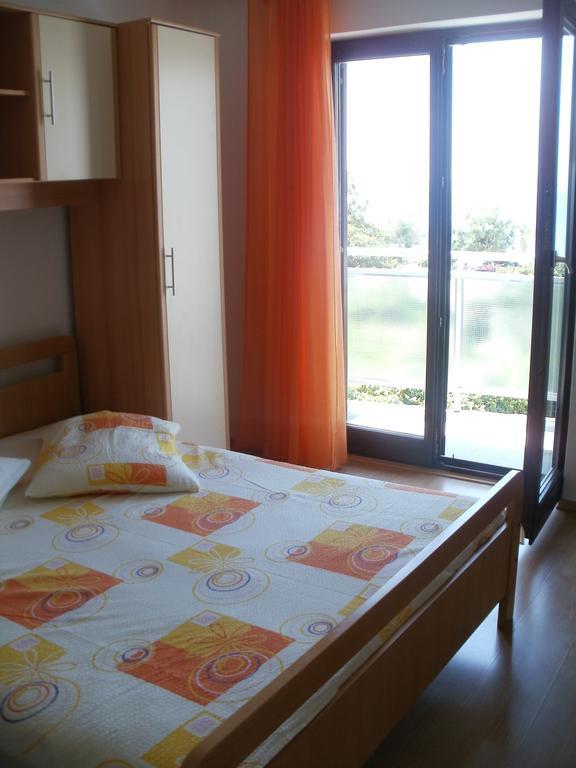 Beach Apartments Toni 珀德垂那 客房 照片